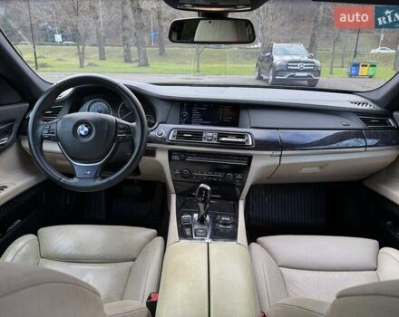 Сірий БМВ 7 Серія, об'ємом двигуна 2.99 л та пробігом 219 тис. км за 16500 $, фото 14 на Automoto.ua
