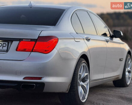 Серый БМВ 7 Серия, объемом двигателя 2.98 л и пробегом 343 тыс. км за 11500 $, фото 12 на Automoto.ua