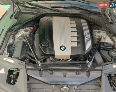 Серый БМВ 7 Серия, объемом двигателя 2.99 л и пробегом 250 тыс. км за 8999 $, фото 25 на Automoto.ua