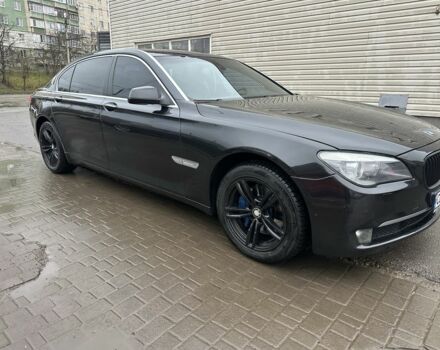 Серый БМВ 7 Серия, объемом двигателя 3 л и пробегом 308 тыс. км за 16500 $, фото 3 на Automoto.ua