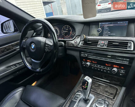 Серый БМВ 7 Серия, объемом двигателя 2.99 л и пробегом 308 тыс. км за 16500 $, фото 7 на Automoto.ua