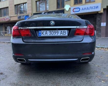 Серый БМВ 7 Серия, объемом двигателя 2.99 л и пробегом 234 тыс. км за 14000 $, фото 3 на Automoto.ua