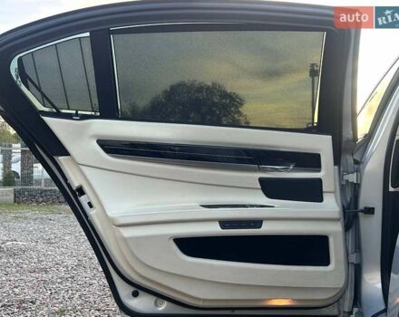 Серый БМВ 7 Серия, объемом двигателя 4.4 л и пробегом 67 тыс. км за 17500 $, фото 35 на Automoto.ua