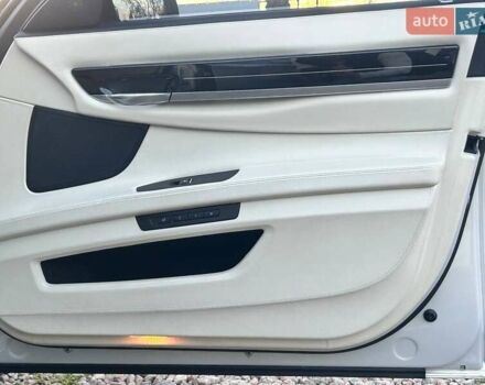 Серый БМВ 7 Серия, объемом двигателя 4.4 л и пробегом 67 тыс. км за 17500 $, фото 54 на Automoto.ua