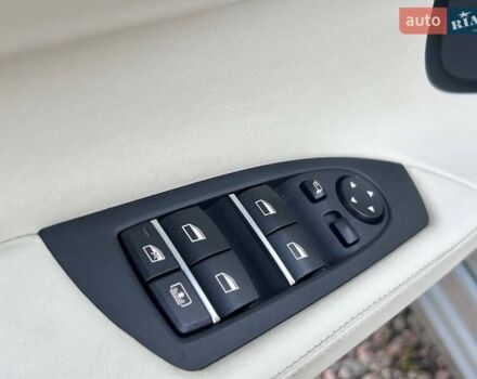 Серый БМВ 7 Серия, объемом двигателя 4.4 л и пробегом 67 тыс. км за 17500 $, фото 14 на Automoto.ua