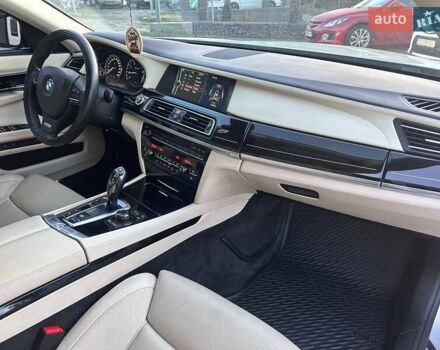 Серый БМВ 7 Серия, объемом двигателя 4.4 л и пробегом 67 тыс. км за 17500 $, фото 57 на Automoto.ua