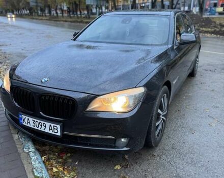Серый БМВ 7 Серия, объемом двигателя 2.99 л и пробегом 234 тыс. км за 14000 $, фото 1 на Automoto.ua