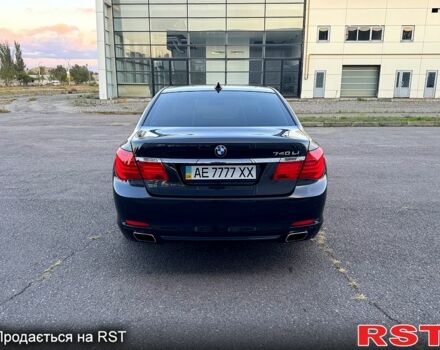 Серый БМВ 7 Серия, объемом двигателя 3 л и пробегом 173 тыс. км за 12900 $, фото 4 на Automoto.ua