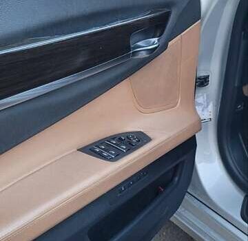 Серый БМВ 7 Серия, объемом двигателя 3 л и пробегом 312 тыс. км за 12950 $, фото 17 на Automoto.ua