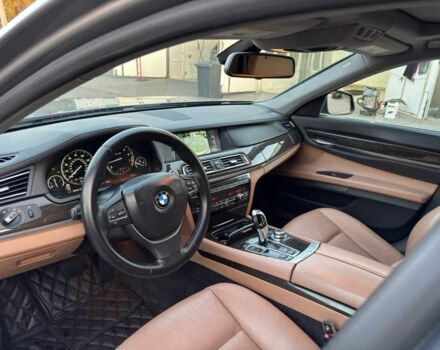 Серый БМВ 7 Серия, объемом двигателя 3 л и пробегом 170 тыс. км за 16999 $, фото 6 на Automoto.ua