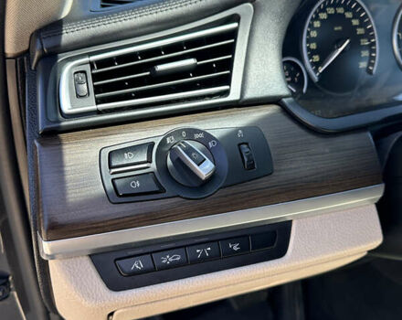 Серый БМВ 7 Серия, объемом двигателя 2.99 л и пробегом 370 тыс. км за 18500 $, фото 17 на Automoto.ua