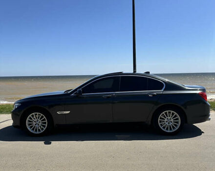 Серый БМВ 7 Серия, объемом двигателя 2.99 л и пробегом 370 тыс. км за 18500 $, фото 26 на Automoto.ua