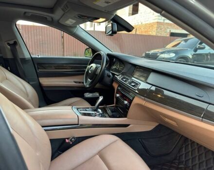 Серый БМВ 7 Серия, объемом двигателя 3 л и пробегом 170 тыс. км за 16999 $, фото 7 на Automoto.ua