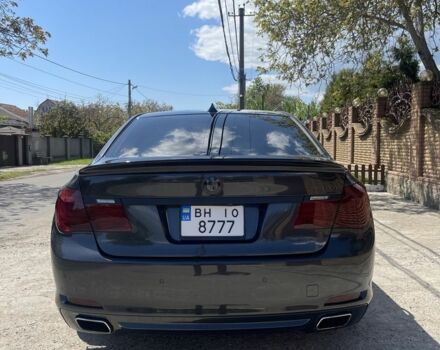 Серый БМВ 7 Серия, объемом двигателя 3 л и пробегом 150 тыс. км за 18500 $, фото 3 на Automoto.ua