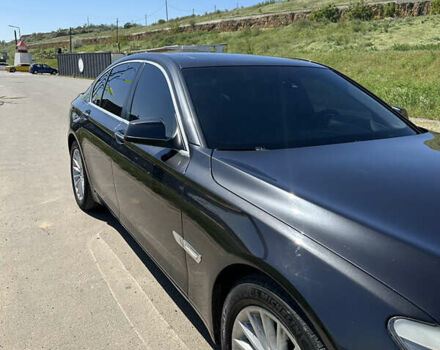 Серый БМВ 7 Серия, объемом двигателя 2.99 л и пробегом 370 тыс. км за 18500 $, фото 1 на Automoto.ua