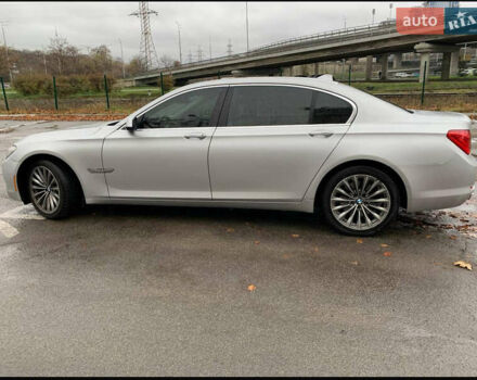 Серый БМВ 7 Серия, объемом двигателя 2.98 л и пробегом 240 тыс. км за 15700 $, фото 11 на Automoto.ua