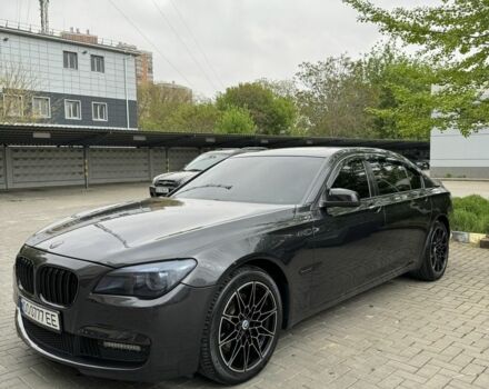 Серый БМВ 7 Серия, объемом двигателя 3 л и пробегом 159 тыс. км за 18500 $, фото 2 на Automoto.ua