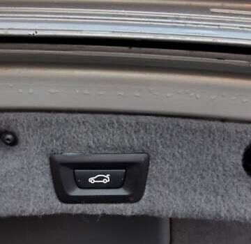 Серый БМВ 7 Серия, объемом двигателя 3 л и пробегом 312 тыс. км за 12950 $, фото 18 на Automoto.ua