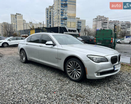 Серый БМВ 7 Серия, объемом двигателя 2.98 л и пробегом 240 тыс. км за 15700 $, фото 7 на Automoto.ua