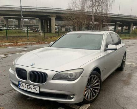 Серый БМВ 7 Серия, объемом двигателя 2.98 л и пробегом 240 тыс. км за 15700 $, фото 12 на Automoto.ua