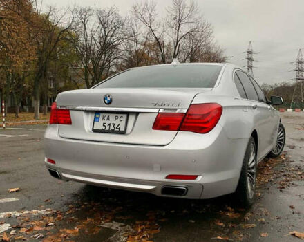 Серый БМВ 7 Серия, объемом двигателя 2.98 л и пробегом 240 тыс. км за 15700 $, фото 6 на Automoto.ua