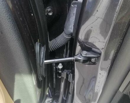 Серый БМВ 7 Серия, объемом двигателя 2.99 л и пробегом 225 тыс. км за 17777 $, фото 8 на Automoto.ua