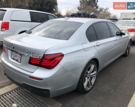 Серый БМВ 7 Серия, объемом двигателя 2.99 л и пробегом 249 тыс. км за 21500 $, фото 1 на Automoto.ua