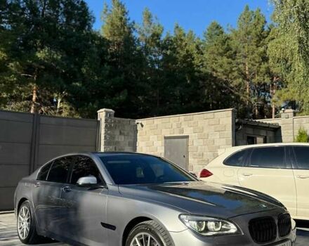 Серый БМВ 7 Серия, объемом двигателя 2.99 л и пробегом 246 тыс. км за 23999 $, фото 1 на Automoto.ua