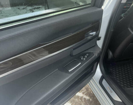 Серый БМВ 7 Серия, объемом двигателя 2.99 л и пробегом 260 тыс. км за 25500 $, фото 17 на Automoto.ua