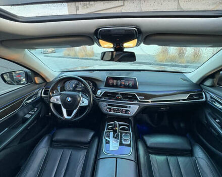 Серый БМВ 7 Серия, объемом двигателя 4.39 л и пробегом 140 тыс. км за 27500 $, фото 83 на Automoto.ua