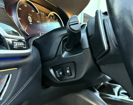 Серый БМВ 7 Серия, объемом двигателя 4.39 л и пробегом 140 тыс. км за 27500 $, фото 35 на Automoto.ua