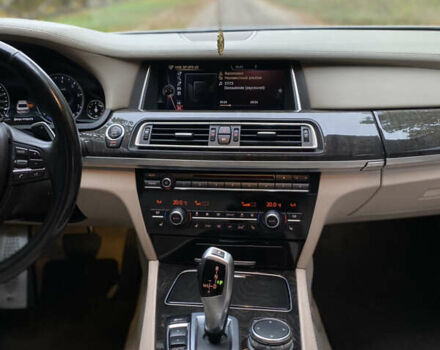 Серый БМВ 7 Серия, объемом двигателя 2.98 л и пробегом 128 тыс. км за 18000 $, фото 17 на Automoto.ua