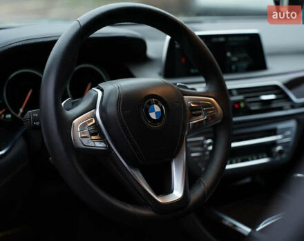 Серый БМВ 7 Серия, объемом двигателя 3 л и пробегом 180 тыс. км за 27000 $, фото 32 на Automoto.ua