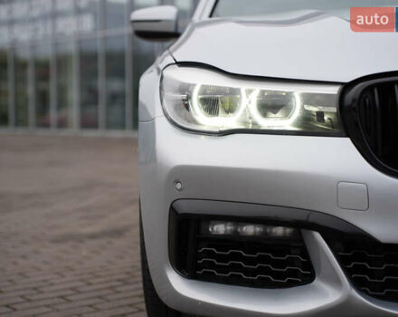 Серый БМВ 7 Серия, объемом двигателя 3 л и пробегом 180 тыс. км за 27000 $, фото 29 на Automoto.ua