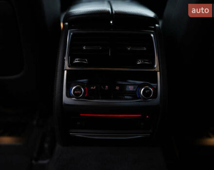 Серый БМВ 7 Серия, объемом двигателя 3 л и пробегом 180 тыс. км за 27000 $, фото 63 на Automoto.ua