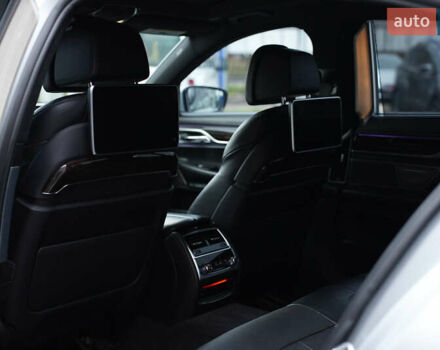 Серый БМВ 7 Серия, объемом двигателя 3 л и пробегом 180 тыс. км за 27000 $, фото 70 на Automoto.ua