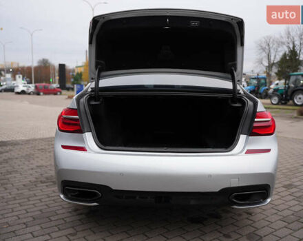 Серый БМВ 7 Серия, объемом двигателя 3 л и пробегом 180 тыс. км за 27000 $, фото 24 на Automoto.ua