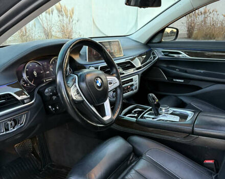 Серый БМВ 7 Серия, объемом двигателя 4.39 л и пробегом 140 тыс. км за 27500 $, фото 29 на Automoto.ua