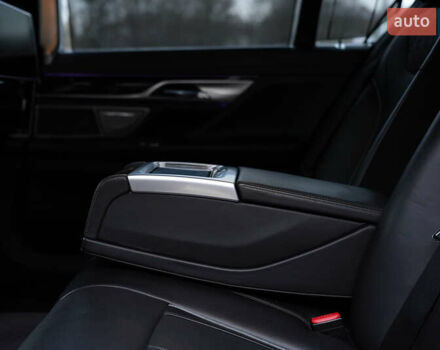 Серый БМВ 7 Серия, объемом двигателя 3 л и пробегом 180 тыс. км за 27000 $, фото 78 на Automoto.ua