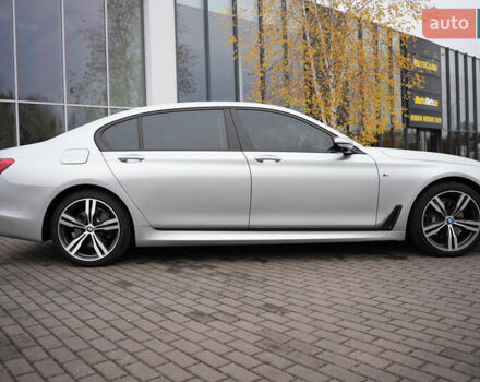 Серый БМВ 7 Серия, объемом двигателя 3 л и пробегом 180 тыс. км за 27000 $, фото 15 на Automoto.ua