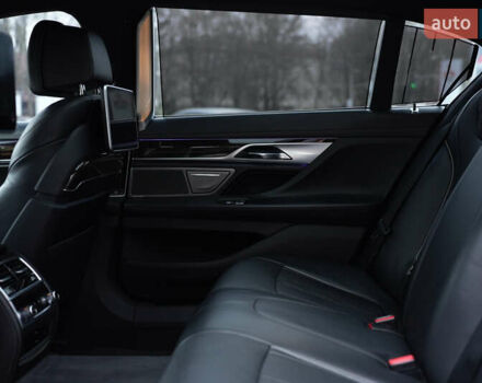 Серый БМВ 7 Серия, объемом двигателя 3 л и пробегом 180 тыс. км за 27000 $, фото 79 на Automoto.ua