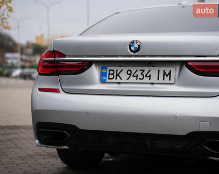 Серый БМВ 7 Серия, объемом двигателя 3 л и пробегом 180 тыс. км за 27000 $, фото 23 на Automoto.ua