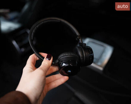 Серый БМВ 7 Серия, объемом двигателя 3 л и пробегом 180 тыс. км за 27000 $, фото 72 на Automoto.ua