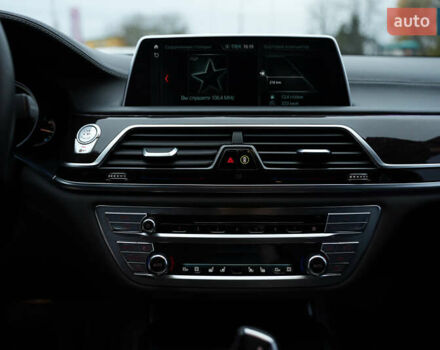 Серый БМВ 7 Серия, объемом двигателя 3 л и пробегом 180 тыс. км за 27000 $, фото 48 на Automoto.ua