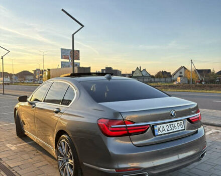 Серый БМВ 7 Серия, объемом двигателя 4.39 л и пробегом 140 тыс. км за 27500 $, фото 9 на Automoto.ua