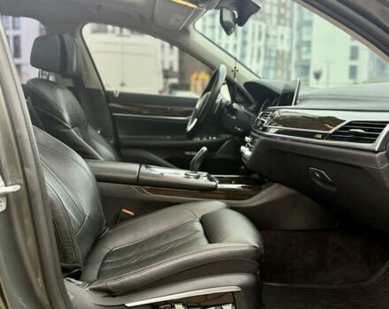 Серый БМВ 7 Серия, объемом двигателя 4.39 л и пробегом 141 тыс. км за 27777 $, фото 24 на Automoto.ua