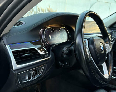 Серый БМВ 7 Серия, объемом двигателя 4.39 л и пробегом 140 тыс. км за 27500 $, фото 53 на Automoto.ua