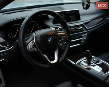 Серый БМВ 7 Серия, объемом двигателя 3 л и пробегом 180 тыс. км за 27000 $, фото 66 на Automoto.ua