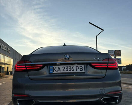 Серый БМВ 7 Серия, объемом двигателя 4.39 л и пробегом 140 тыс. км за 27500 $, фото 11 на Automoto.ua