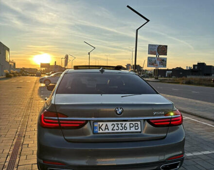 Серый БМВ 7 Серия, объемом двигателя 4.39 л и пробегом 140 тыс. км за 27500 $, фото 10 на Automoto.ua